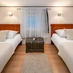 Roza Affittacamere 3*
