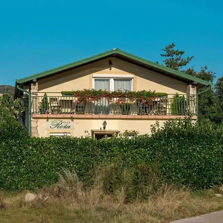 Roza Guest house