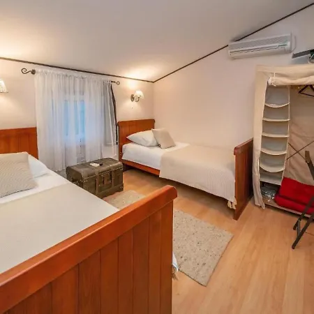 Roza Guest house Drazice